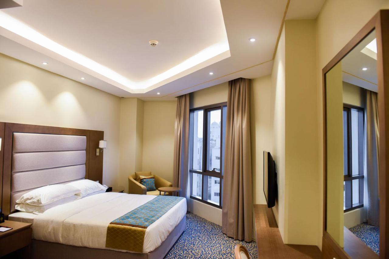 Rozana Hotel Маскат Екстериор снимка