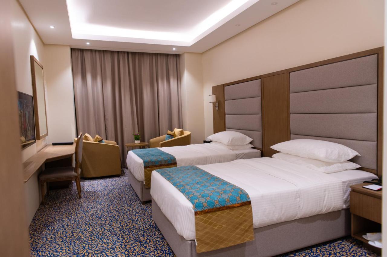 Rozana Hotel Маскат Екстериор снимка