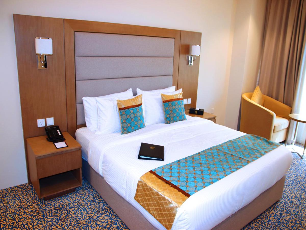 Rozana Hotel Маскат Екстериор снимка
