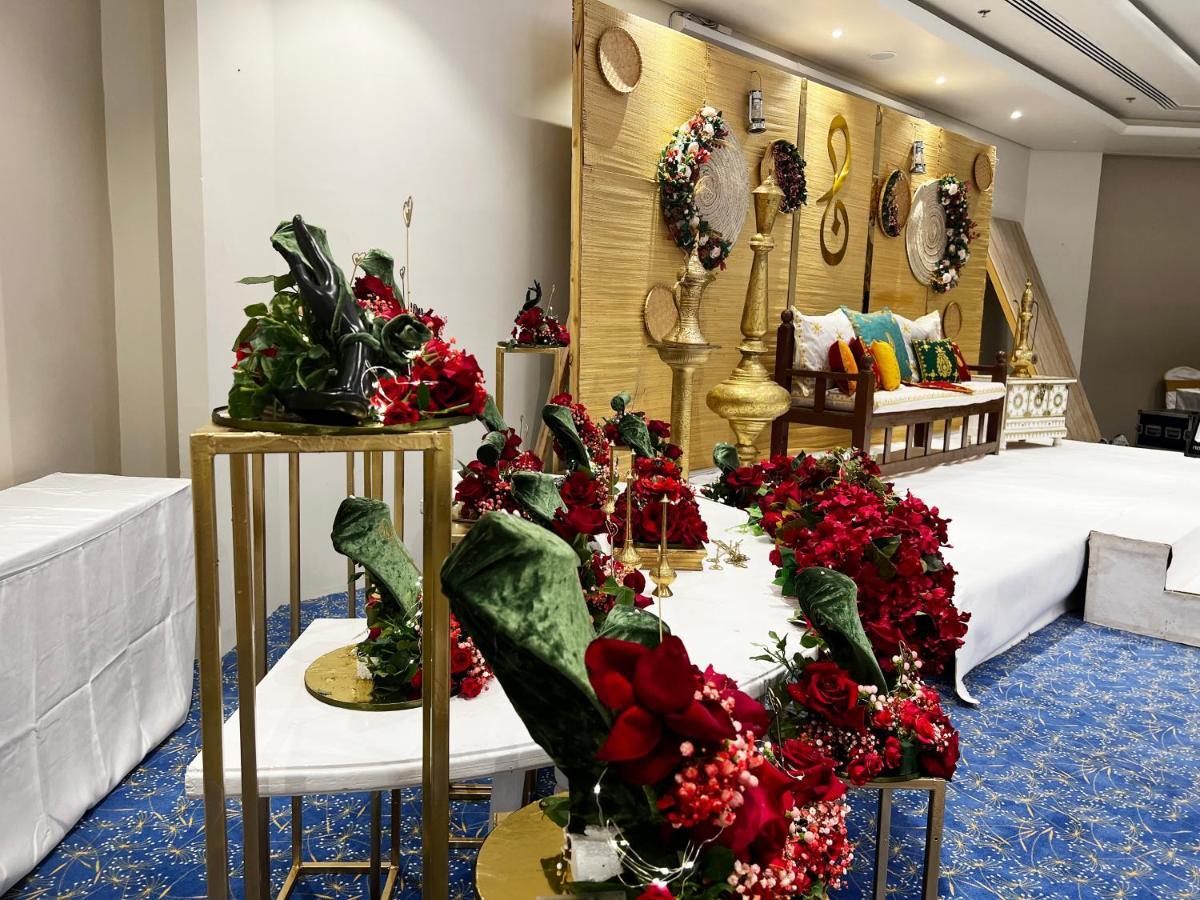 Rozana Hotel Маскат Екстериор снимка