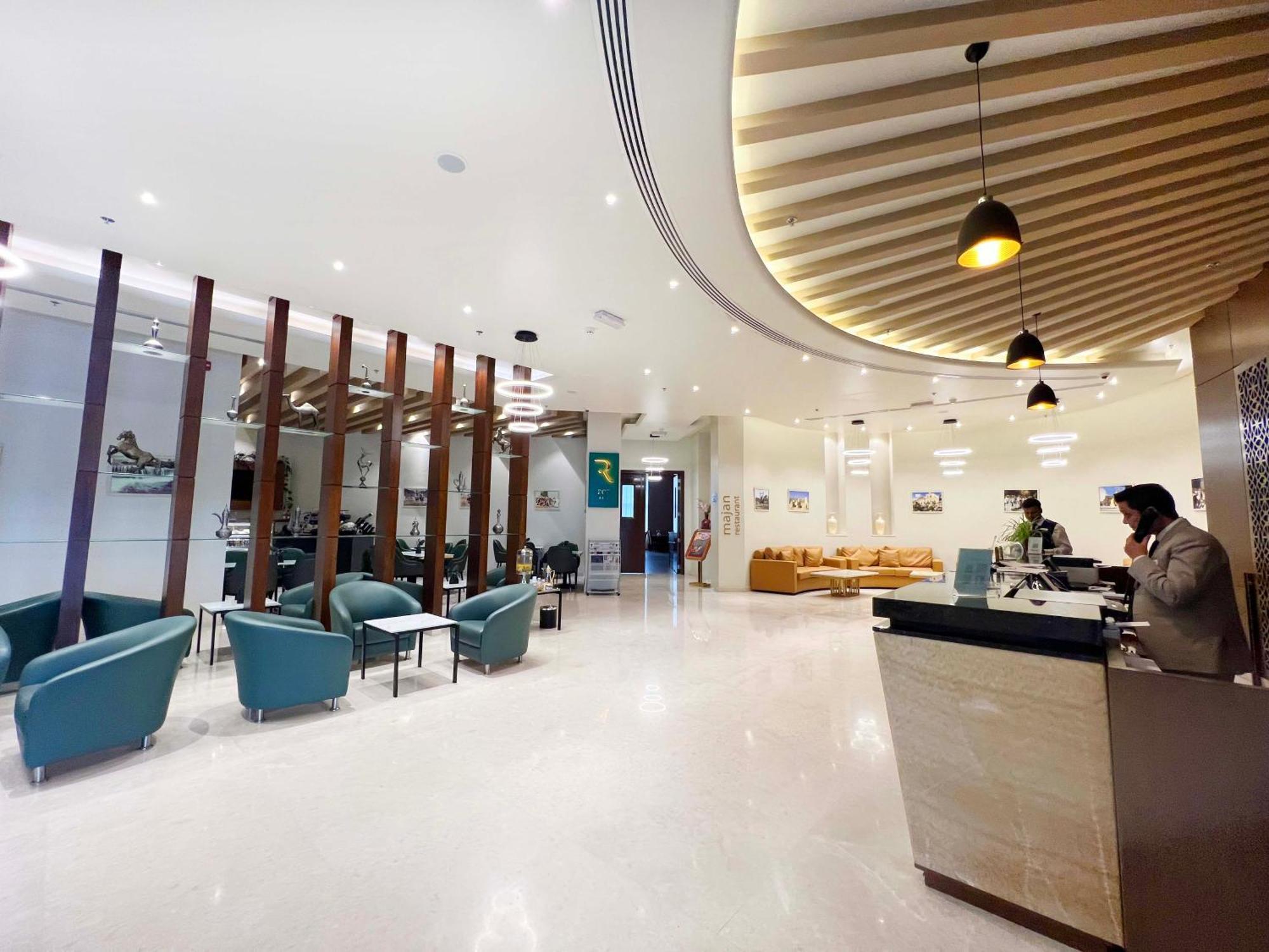 Rozana Hotel Маскат Екстериор снимка